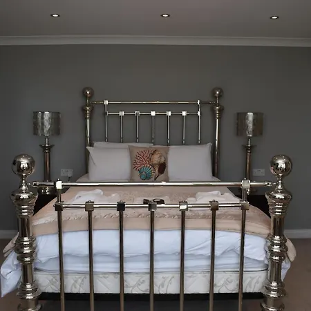 The Seacliffe - Whitby-2