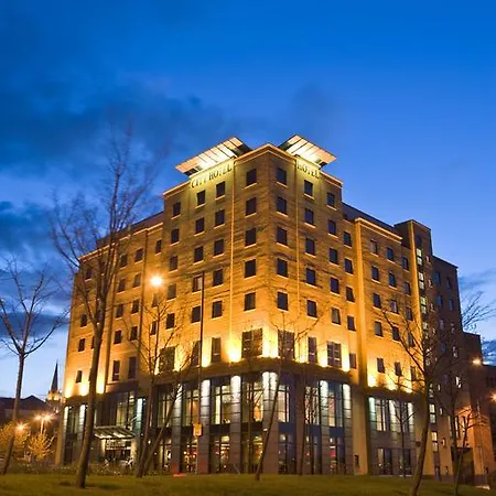 City Hotel-2