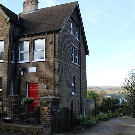 Botleigh Villa-2