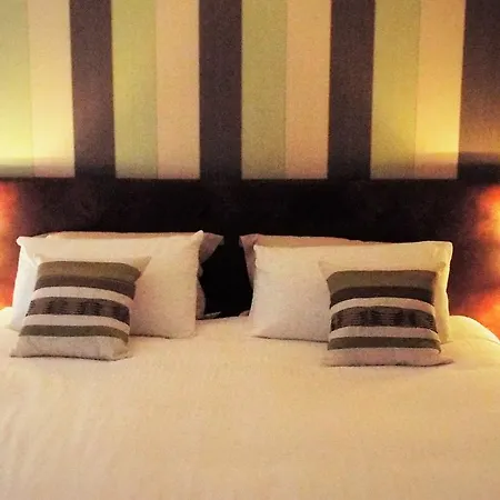 Guston Guest House-2