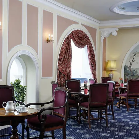 Royal Victoria Hotel-2