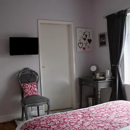 Mere Cottage B & B-3
