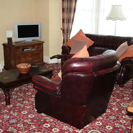 Karden House-3