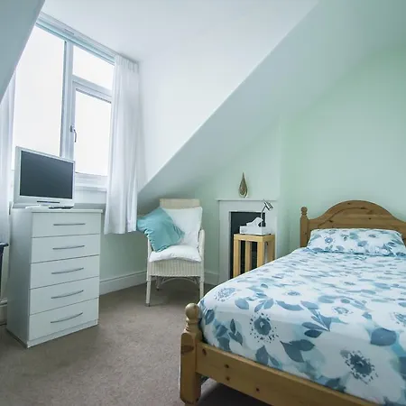 Marisha'S In Bath-3