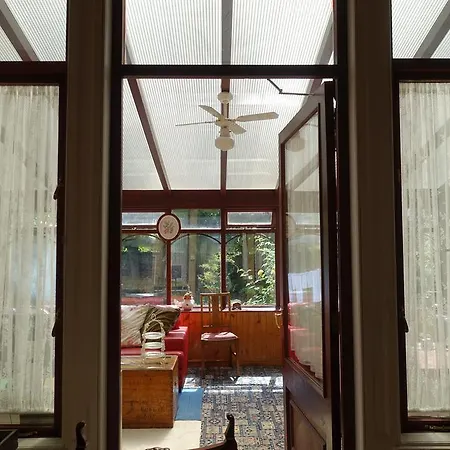 Ashgrove House-3