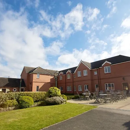 Hunters Lodge Hotel-3