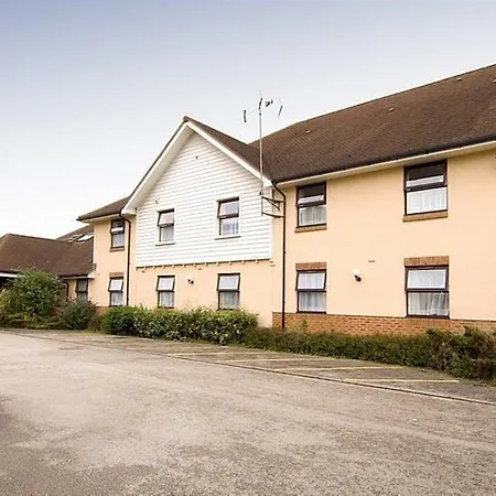 Premier Inn Derby West-2
