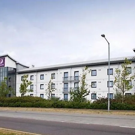 Premier Inn London Enfield-3