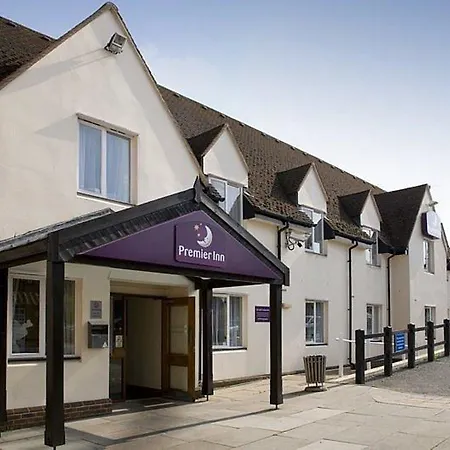 Premier Inn Ipswich South-2