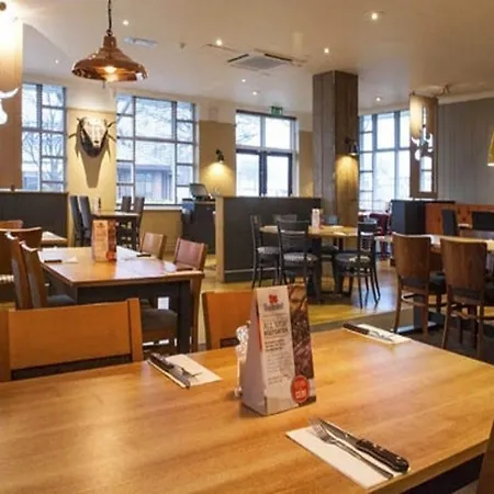 Premier Inn Colchester-3