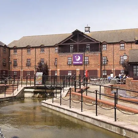 Premier Inn Milton Keynes South West-3