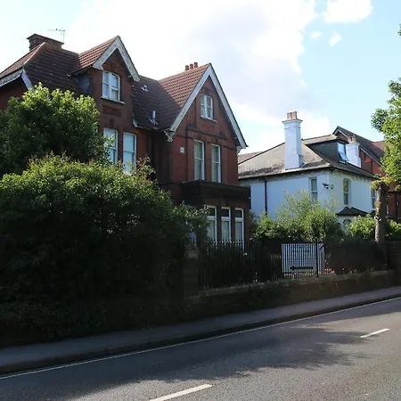 Acorn Lodge Guest House - Free Parking-2