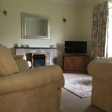 Fir Tree Cottage-2
