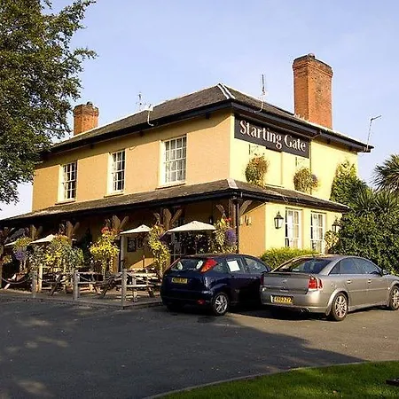 Premier Inn Hereford Holmer-2