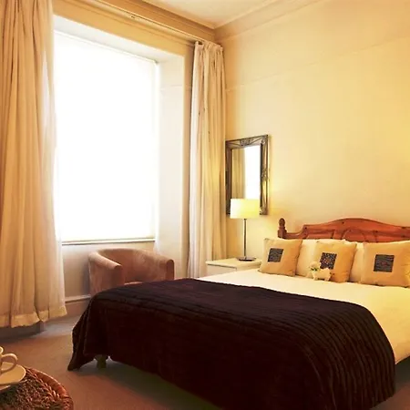 Ambleside Townhouse Hotel-3