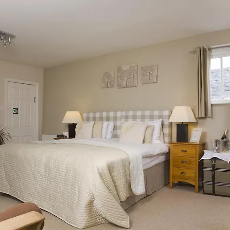 The Cheltenham Townhouse Studios At Glenfall Lawn Pittville Circus-3