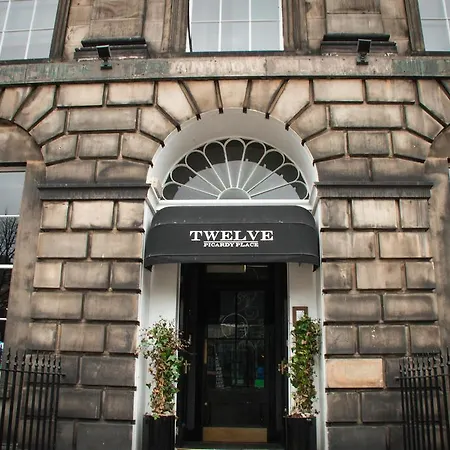 Rooms & Suites Picardy Place-3