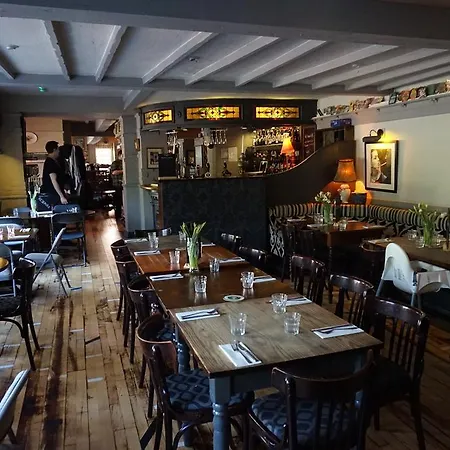 The Garden House Inn-2