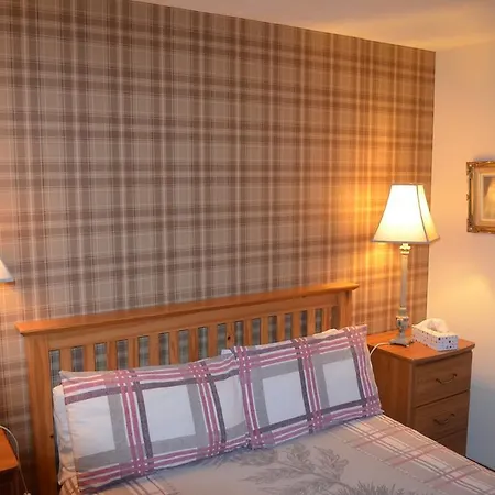 Roseneath Guest House-3