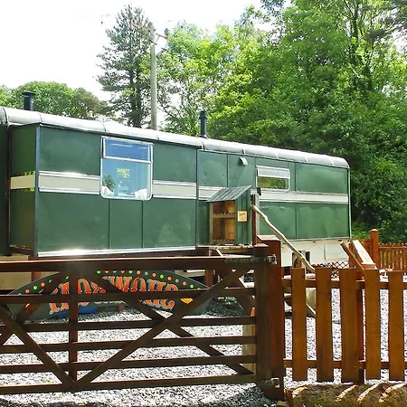Showman'S Wagon At Coed Cae-2