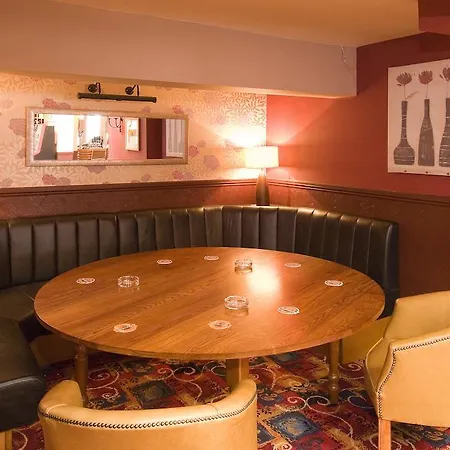 Station Hotel-2
