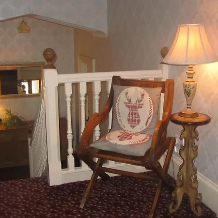 Glengarry Guest House-2