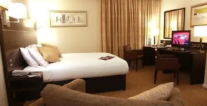 Hotel Doubletree By Hilton London Heathrow Airport-2