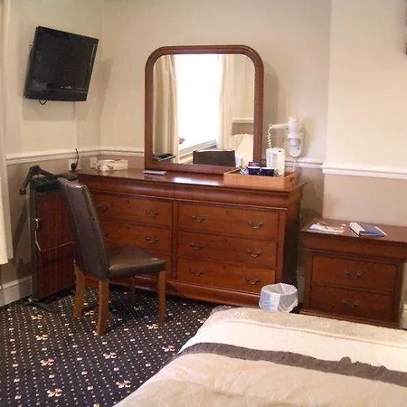 Alton Lodge-3