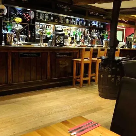 The Bird In Hand Inn, Witney-3