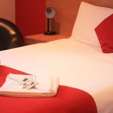 Newton Hotel-2