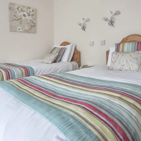 Melville Hall Hotel And Utopia Spa-3