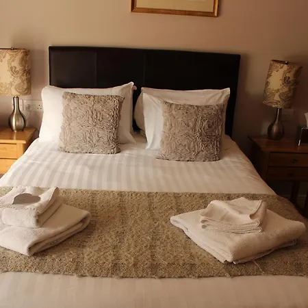 The Huntsman Inn Of Little Wenlock-2