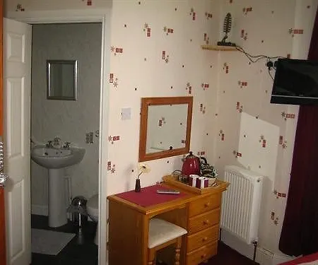 Gleneagles Guest House-2