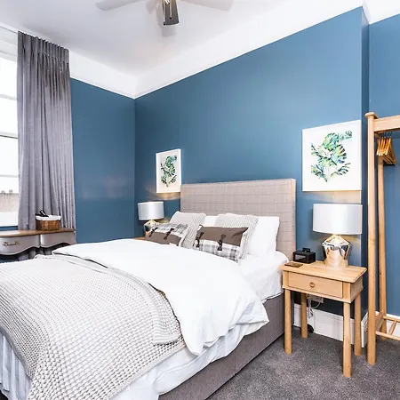 Summerfield Pub & Boutique Rooms-2