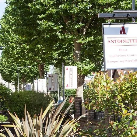 Antoinette Hotel Kingston-2