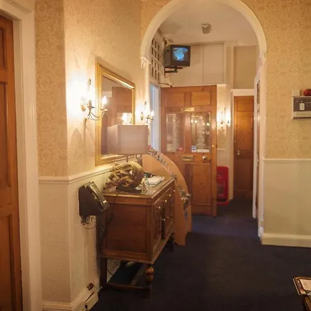 Elder York Guest House-2