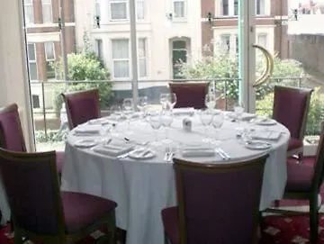 Days Hotel By Wyndham Coventry City Centre-3