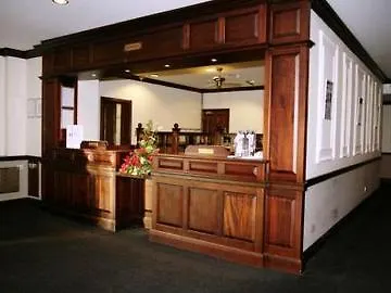 Holiday Inn Cardiff North-3
