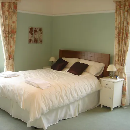 Croft Hill Guest House-3