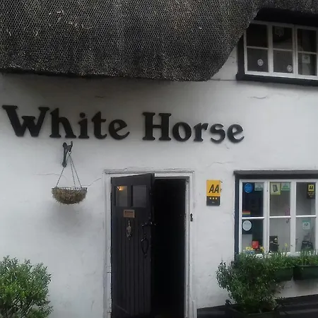 White Horse Inn-3
