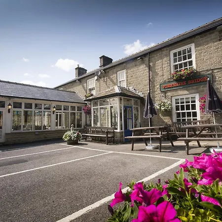 Yorkshire Bridge Inn-2