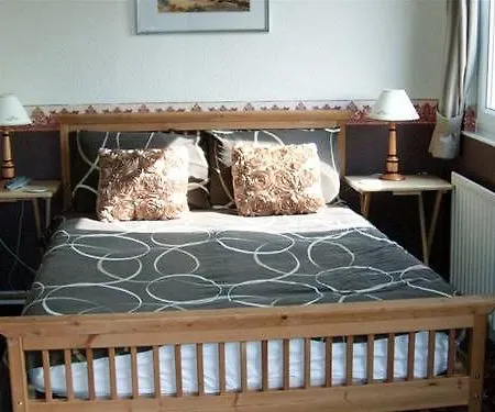 Airedale Guest House-3