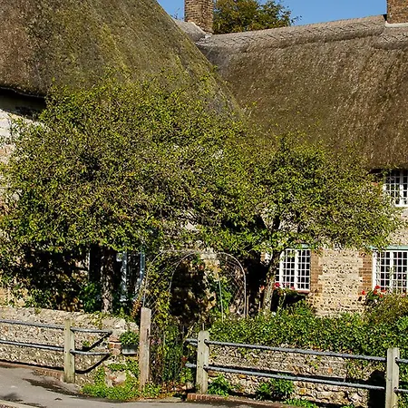 Tudor Cottage B&B Frampton-2