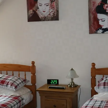 Hawthorn Lodge Guest House-2