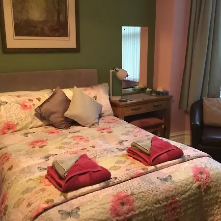 Berwyn Guest House-3