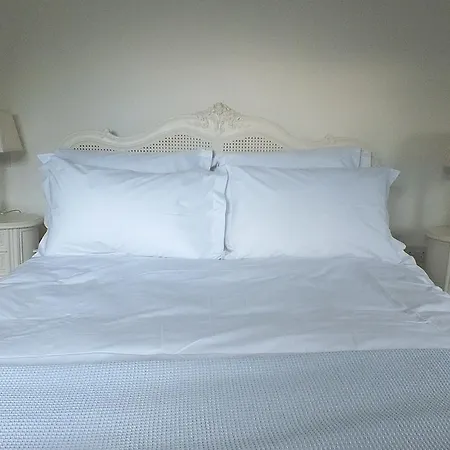 Bear'S Well Guest House-2