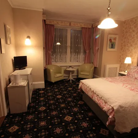 The West Bank Guest House-2