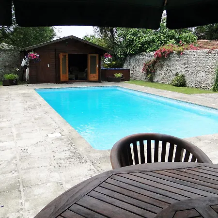 The Old Priory B&B-2