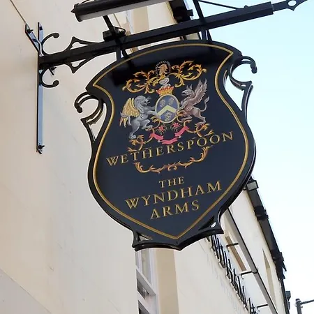 The Wyndham Arms-Wetherspoon-2