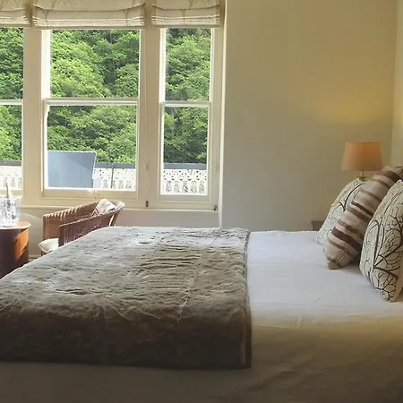Woodlands Guesthouse-3